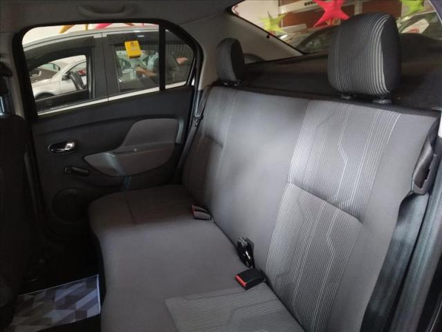 Renault Logan 1.6 Expression 8v - Foto 2