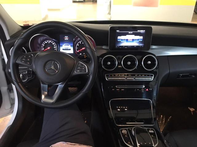 Mercedes Benz C 250 AVANTGARDE 9G - Tronic 2017/2018 - Foto 9