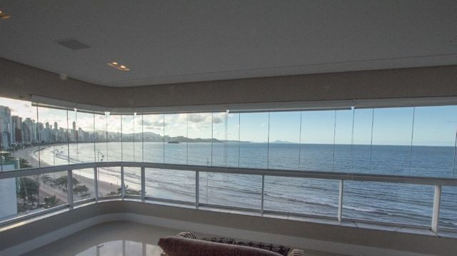 Apartamento Frente Mar Mobiliado e Decorado - Foto 12