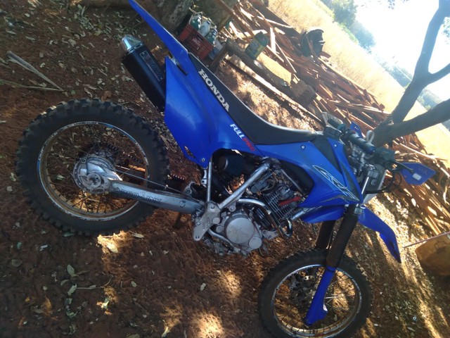 MOTO TRILHA