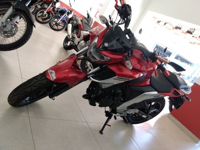 YAMAHA FZ25 FAZER, SEM ENTRADA 12X1990 NO CARTÃO DE CRÉDITO, ACEITO SÓ MOTO, SÓ CHAMAR