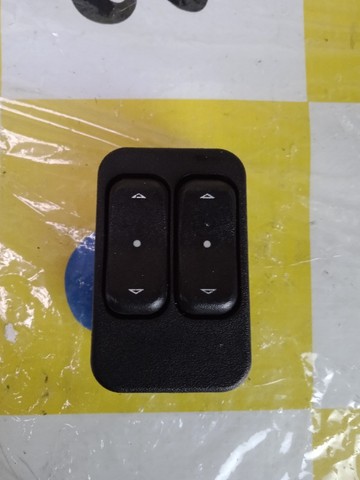 Botão Vidro Elétrico Duplo Meriva Corsa Cód * 