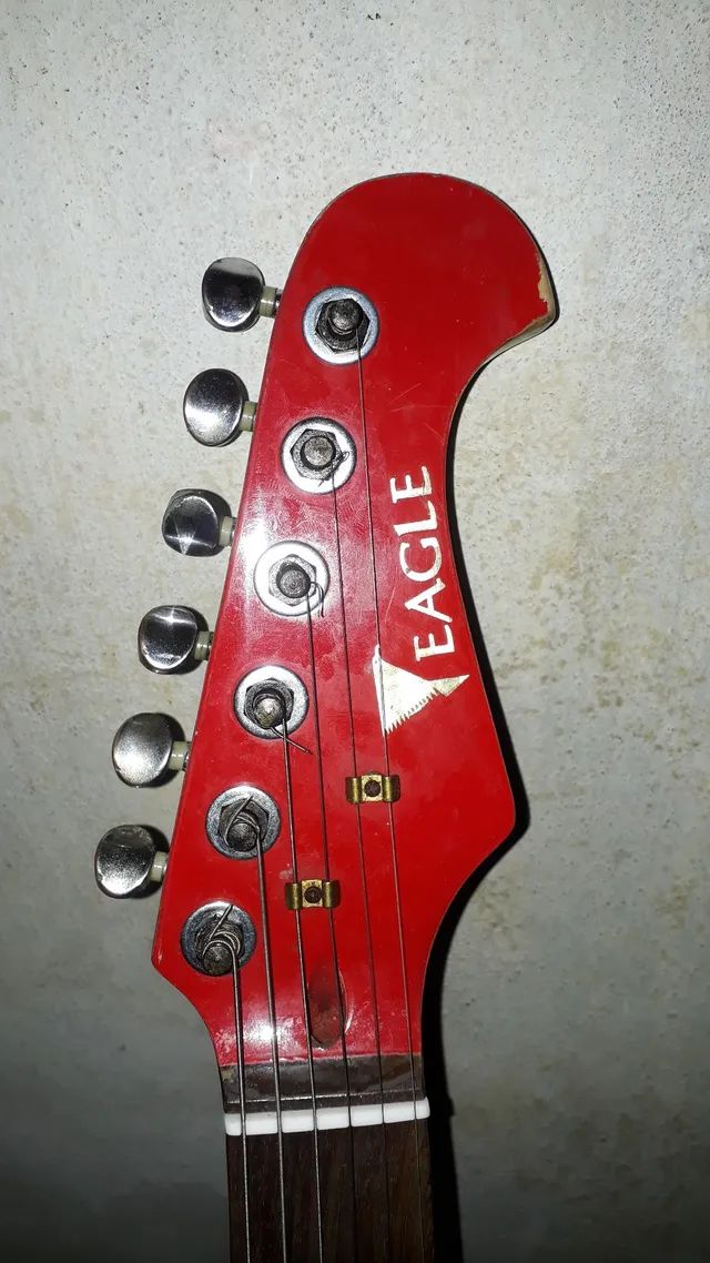 Guitarra Eagle vermelha ver descrição 