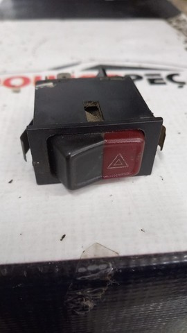 Botão Pisca Alerta Gol Parati Quadrado Zbc953235 Vl - Foto 2
