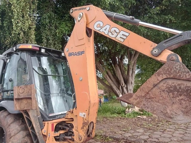 Retro Escavadeira Case 580n 