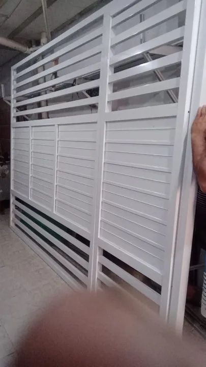 FABRICAMOS SOBRE MEDIDAS PORTÕES PORTAS.  - Foto 2