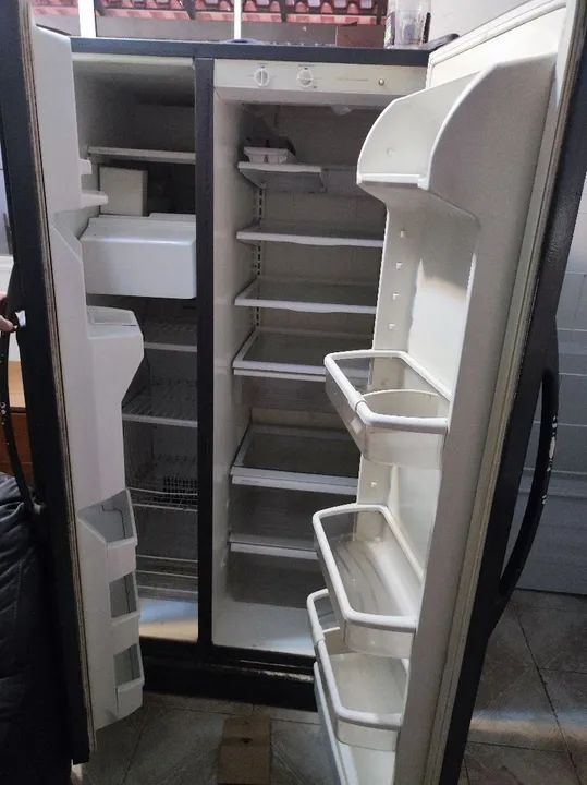 Geladeira Brastemp americana 710 litros