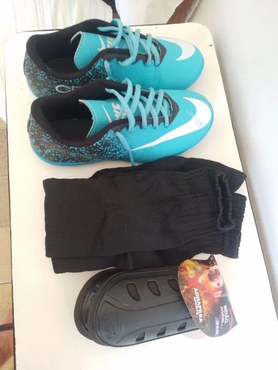 Chuteiras Nike Infantil - Tamanho 32 - Foto 3