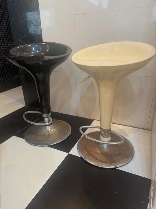 As Duas, leve o Par de banquetas. - Foto 4