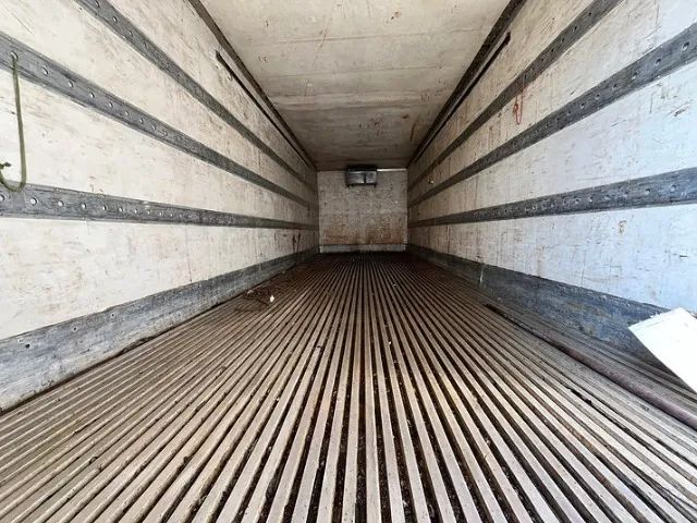 Baú Truck 8,30m - Foto 5