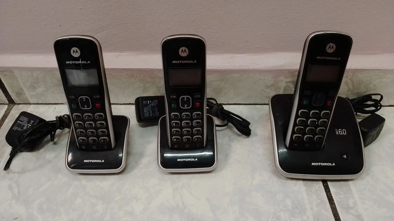 3 Telefones sem Fio Motorola DECT 6.0