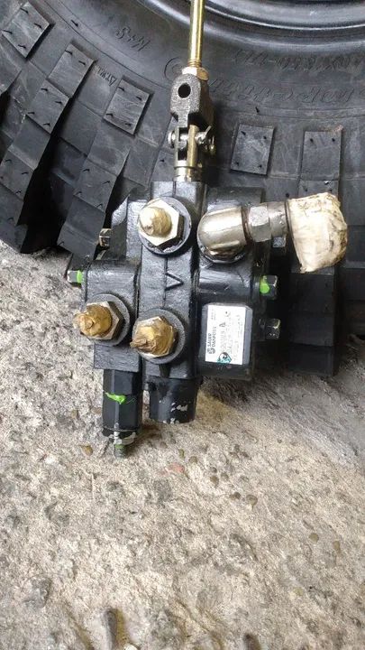 Vendo comando hidráulico somente venda  - Foto 6