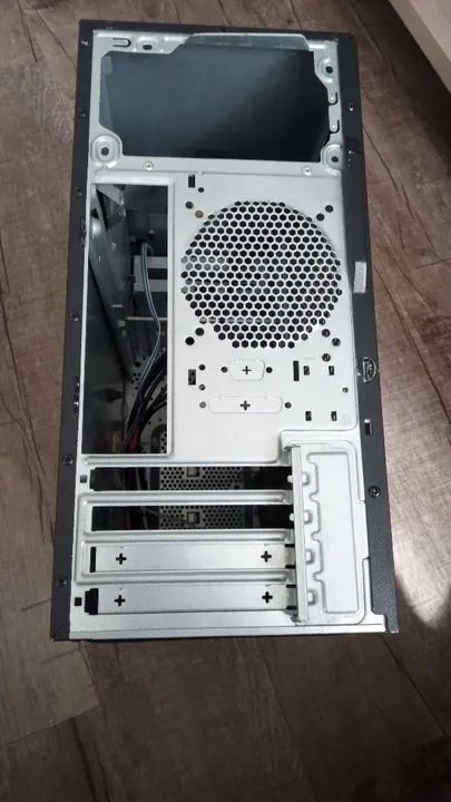 Caixa de CPU Acer Semi nova excelente estado - Foto 3