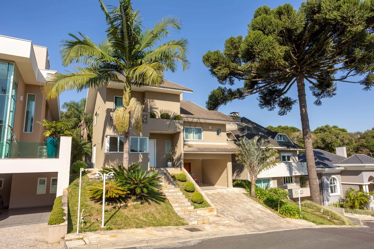 Casa em condomínio no Pilarzinho - ARYA 1
