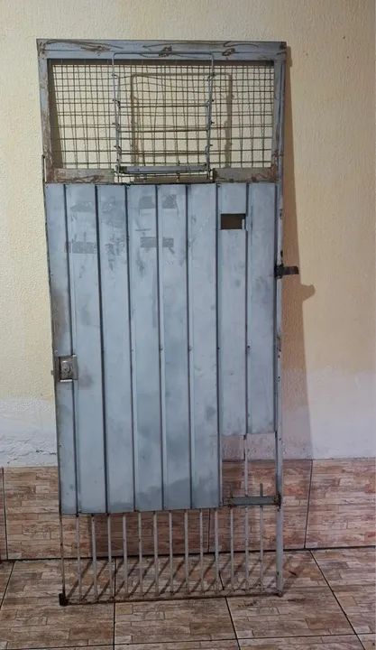Portão de segurança em metal - Foto 2