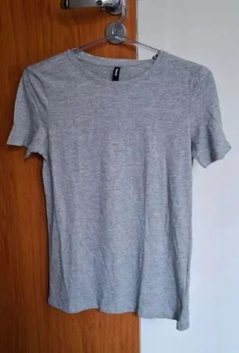 Camiseta Cinza Tamanho P (Nova)