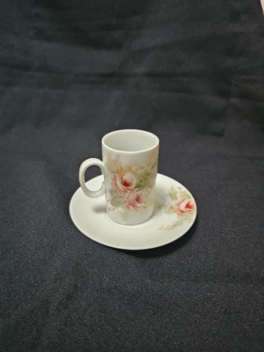  Xícara de porcelana fina de coleção