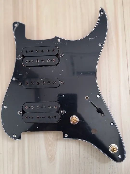 Escudo completo HSH Guitarra Stratocaster