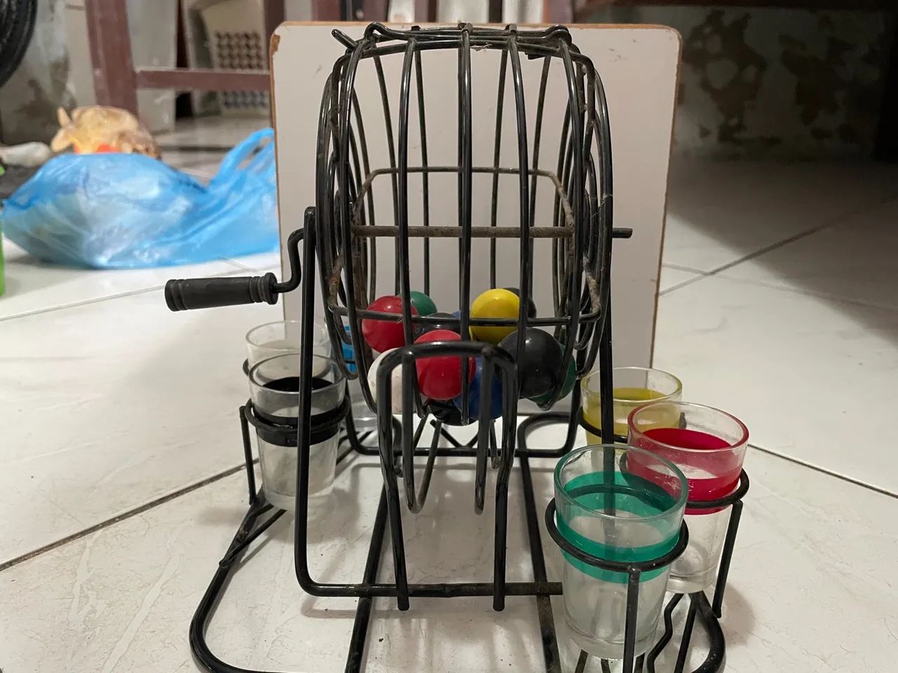 Roleta com copos  - Foto 4