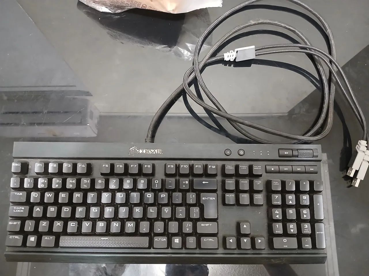 Teclado Mecânico Corsair K70 Red