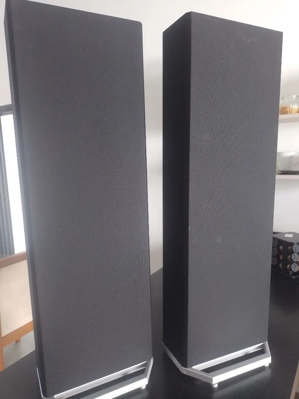 Caixas Torre Definitive Technology BP9040  - Foto 3