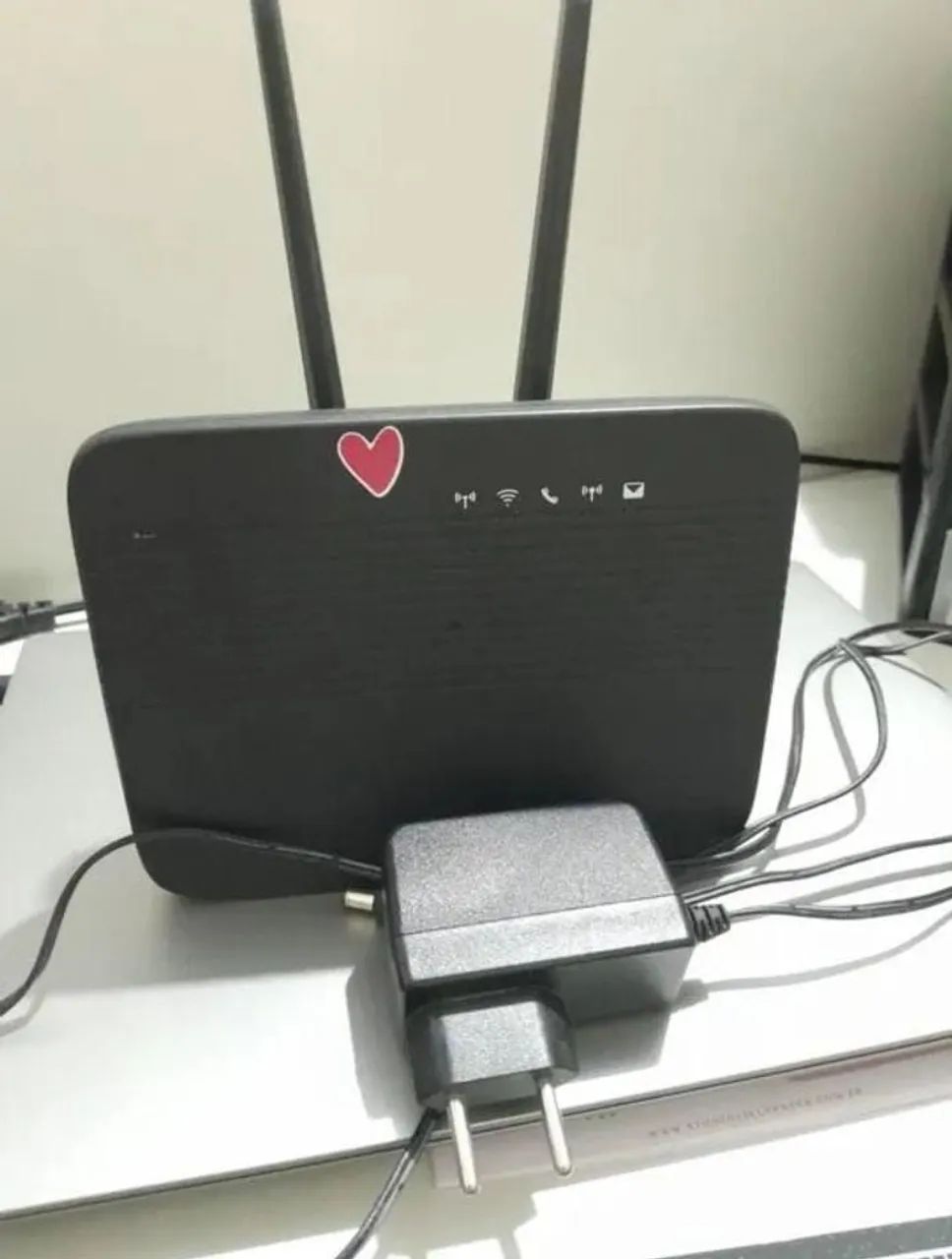 Roteador wi-fi Wttx Wnc Wld71-T5b-preto da Tim promoção 200$  seminovo 