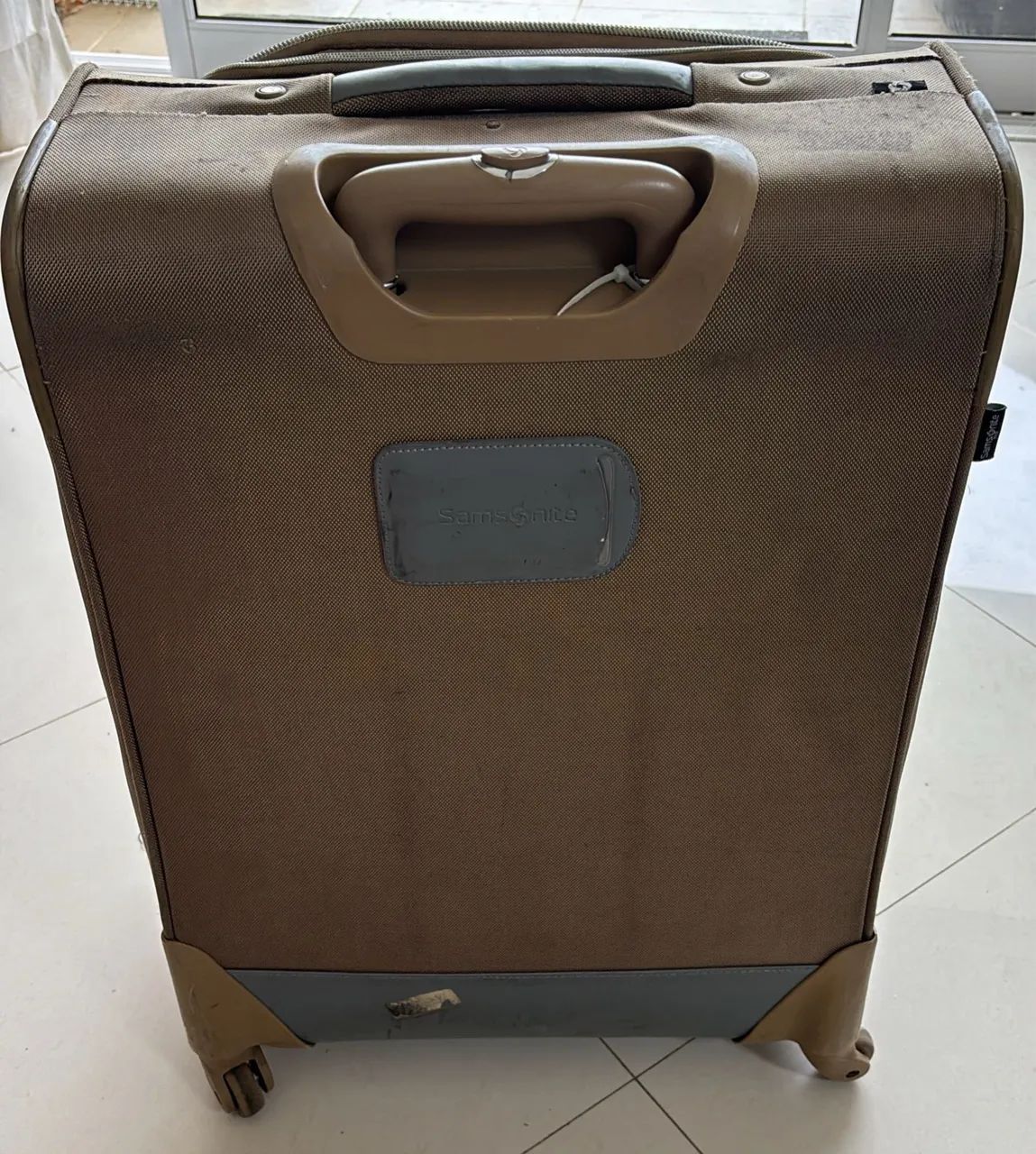 Mala Samsonite 67cm x 44cm com 4 Rodinhas - Foto 3