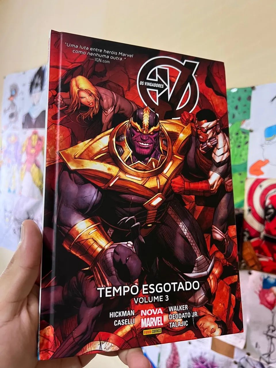 Vingadores tempo esgotado completo volume 1 ao 4 capa dura em ótimo estado - Foto 3