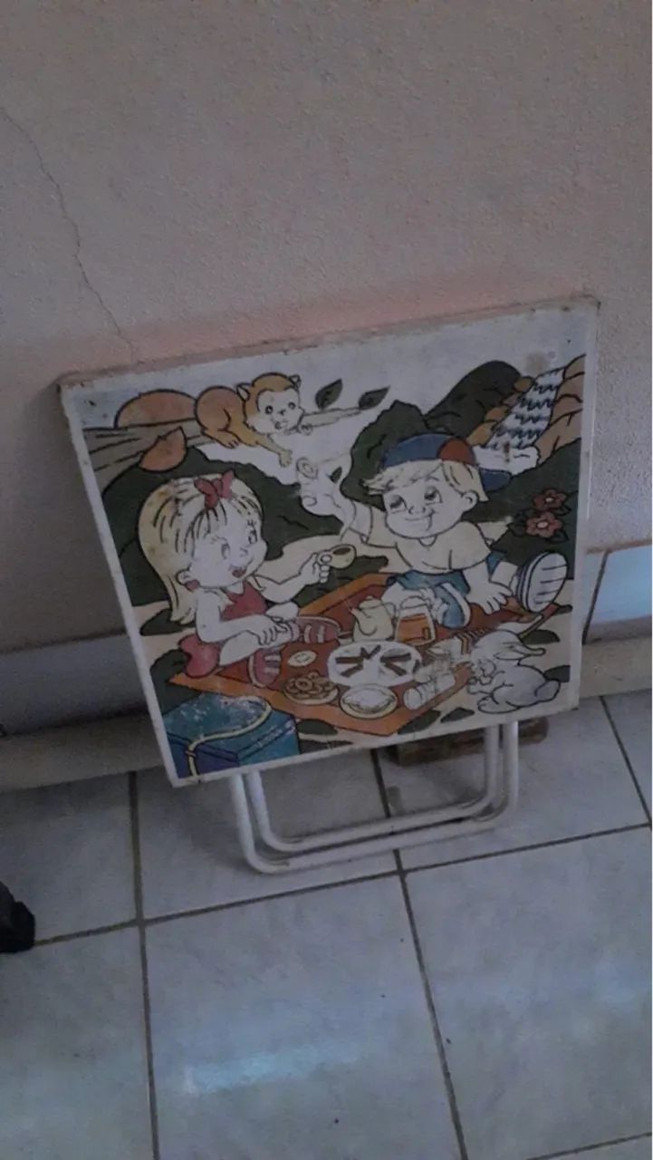 Conjunto de mesa infantil com 4 cadeiras - Foto 2