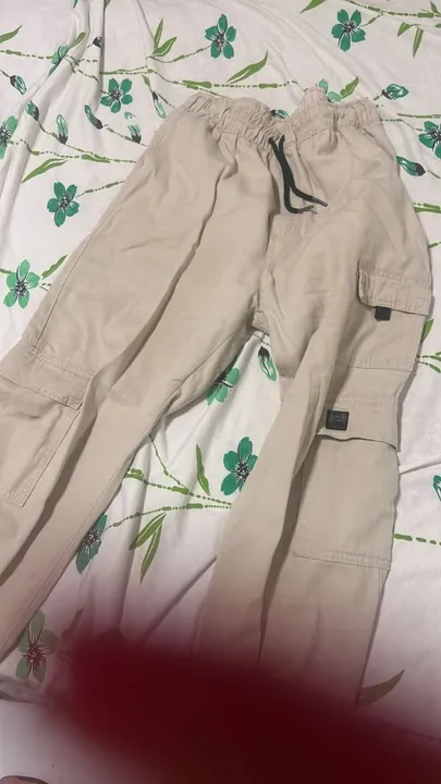 Calça cargo bege