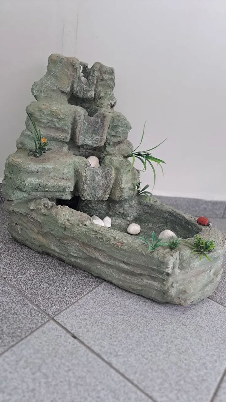 Fonte de pedra  - Foto 2