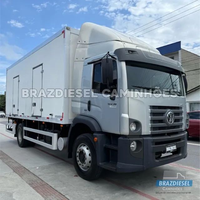 Volkswagen VW 17-230 2020 baú termico 7 metros - Foto 2