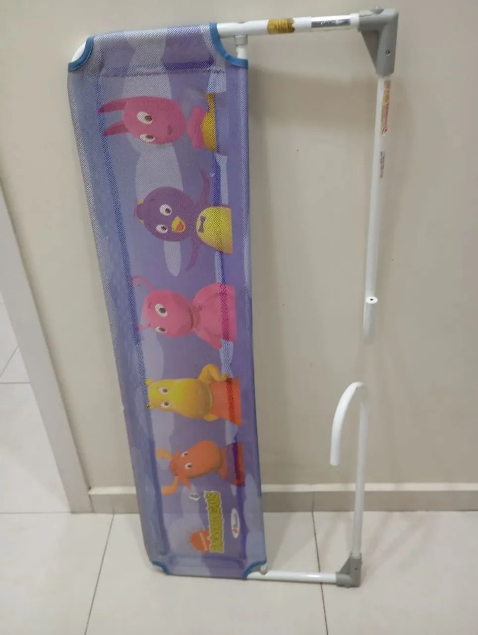 Grade de cama infantil