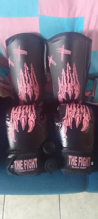 Luvas de Boxe Black Tiger-The Fight