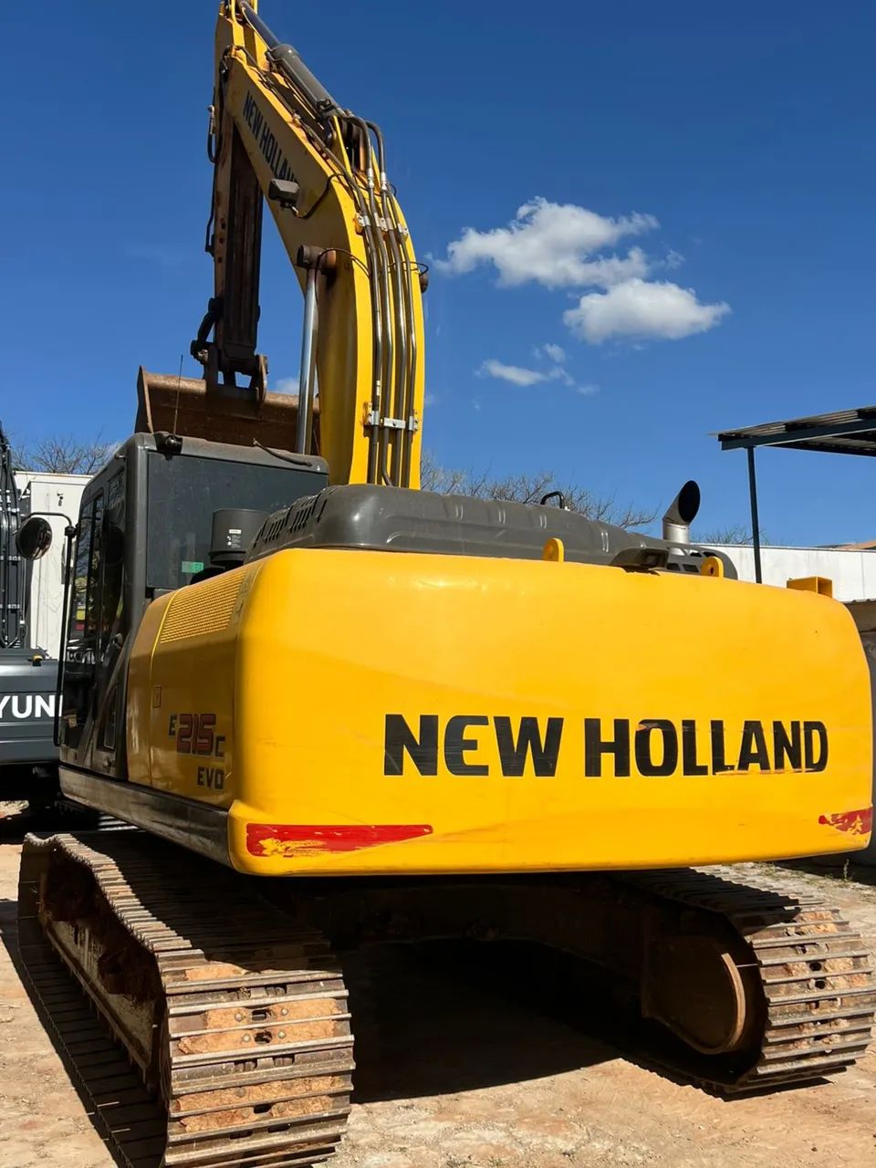 Ano 2024 Escavadeira New Holland financia E215 n Komatsu hyundai caterpillar 