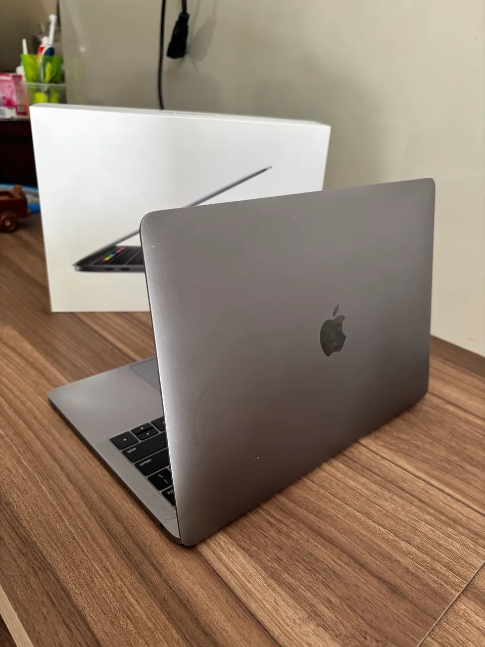 MacBook本体 MacBookPro 13-inch, 2019 macbook pro 13 2019