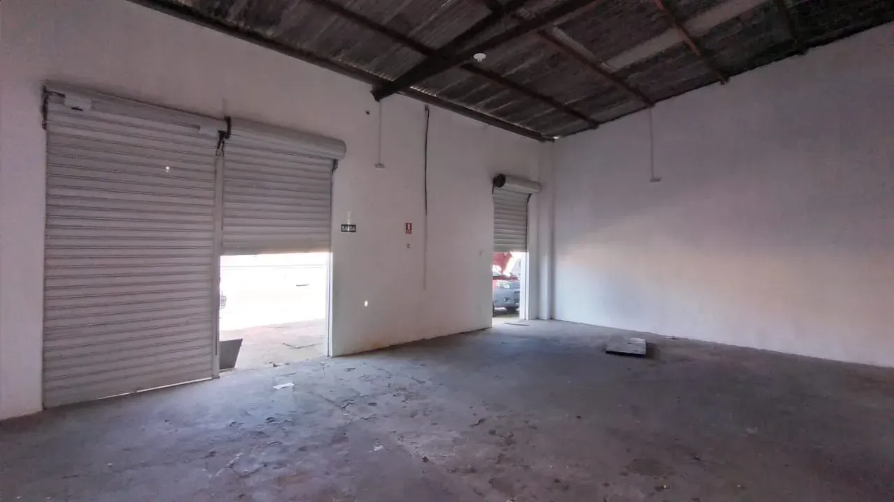 GALPÃO À VENDA NO BAIRRO INDUSTRIAL - 2402