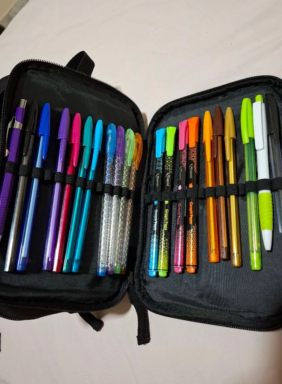 Case with 3 compartments and pen holder64263937263746120