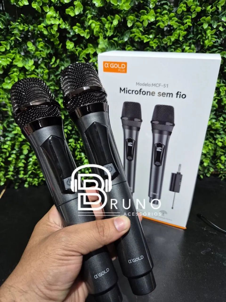Microfone duplo sem fio recarregável  - Foto 4