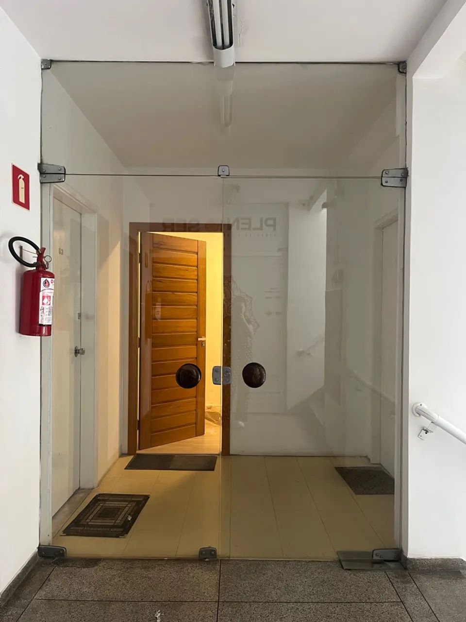 Porta de vidro temperado Blindex