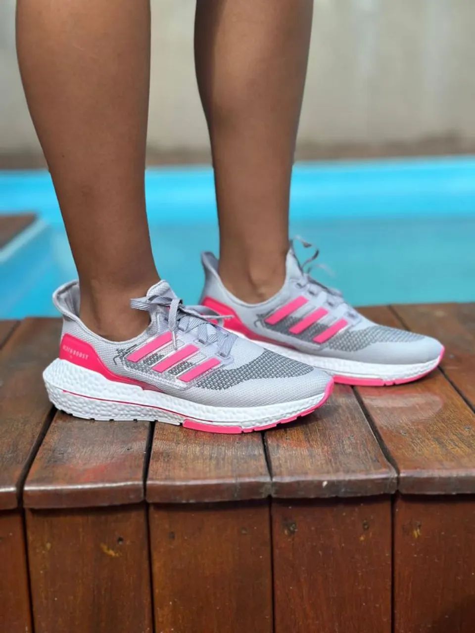 Tênis Adidas Ultraboost - Foto 2