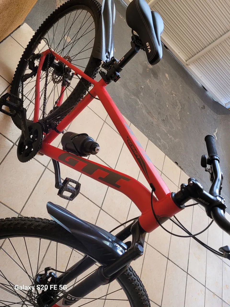 Vendo bicicleta aro 29 - Foto 2