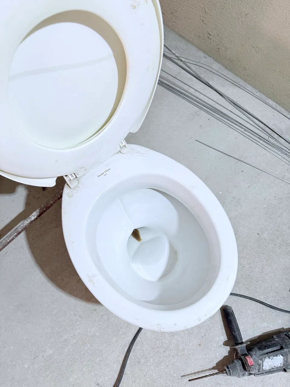 Vaso sanitário sem caixa acoplada  - Foto 4