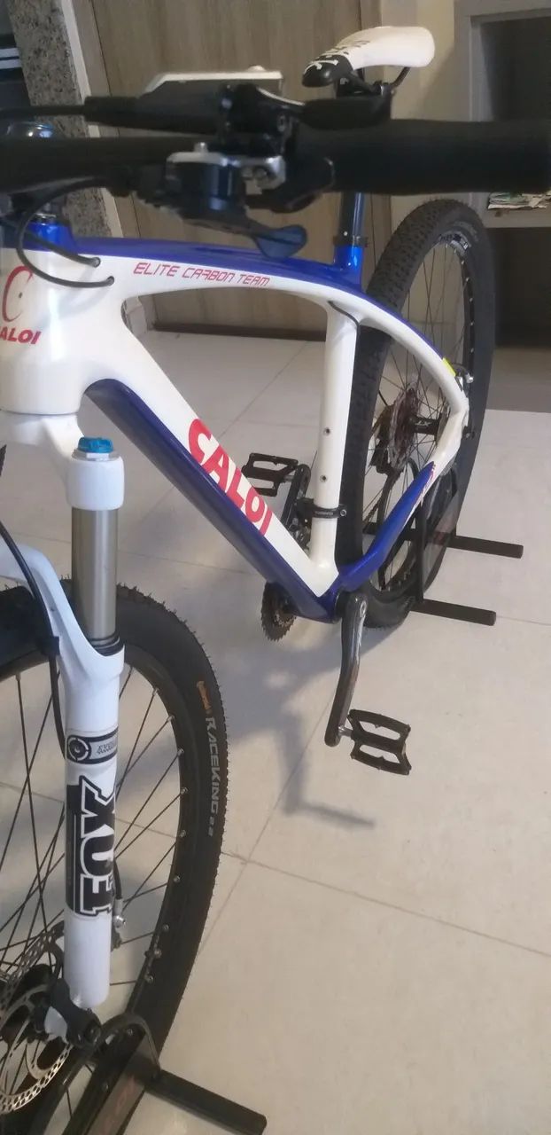 Caloi Elite Carbon Team - Bike Aro 29