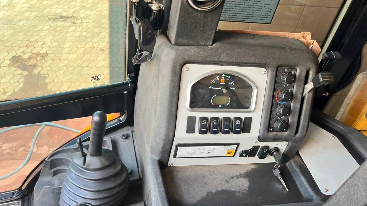 Retro escavadeira JCB 3cx - Foto 4