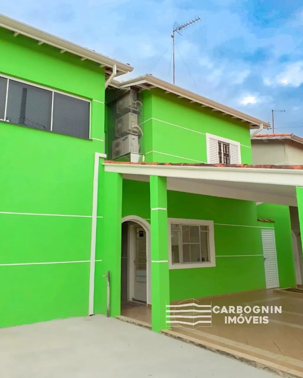 Sobrado em condomínio a Venda no City Florida na Vila Paraíso em Caçapava