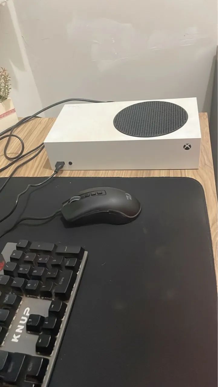 Xbox Series S Único dono na Caixa com 1 controle original