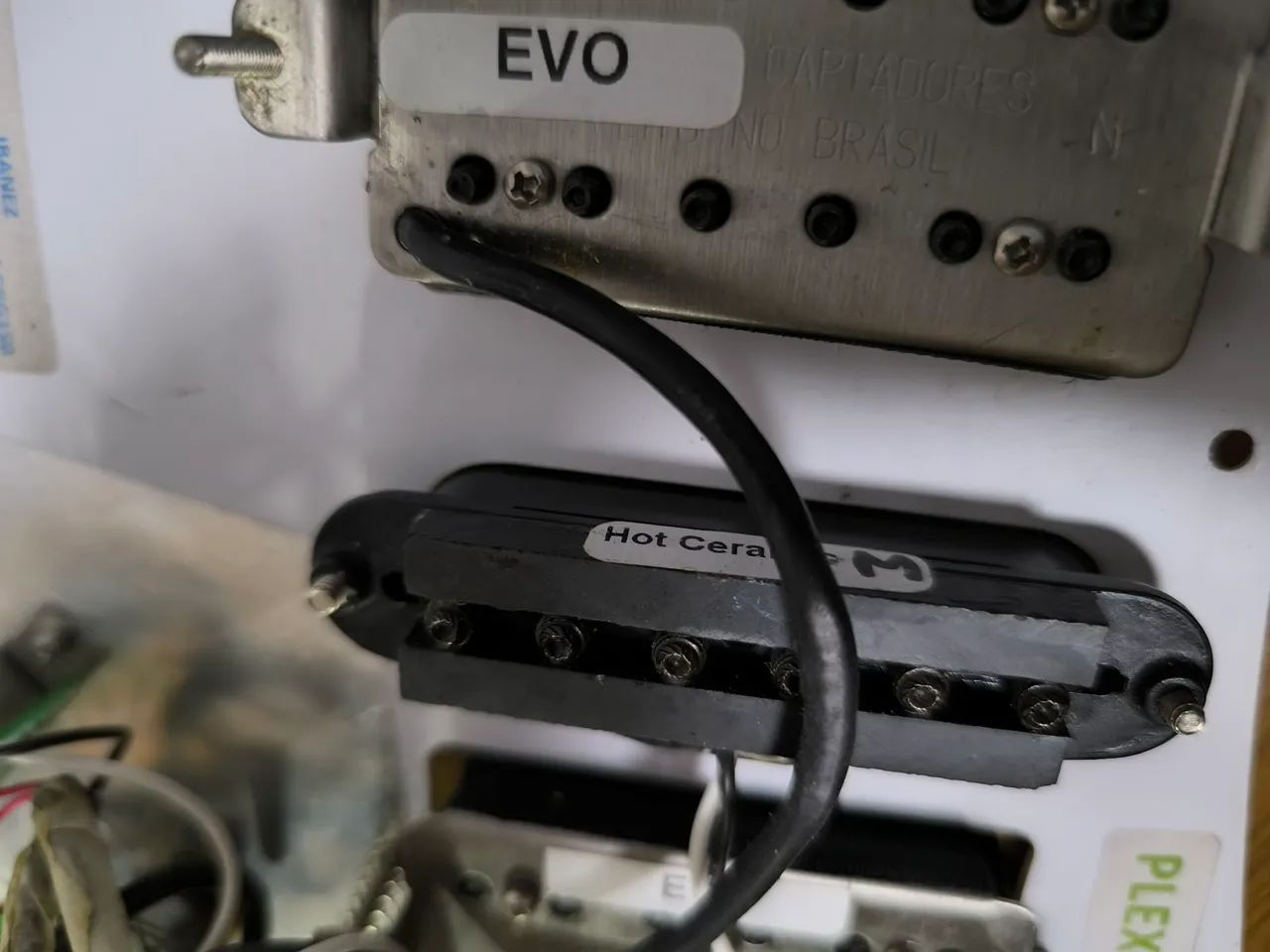 Escudo Ibanez com set de captadores Malagoli EVO - Foto 6