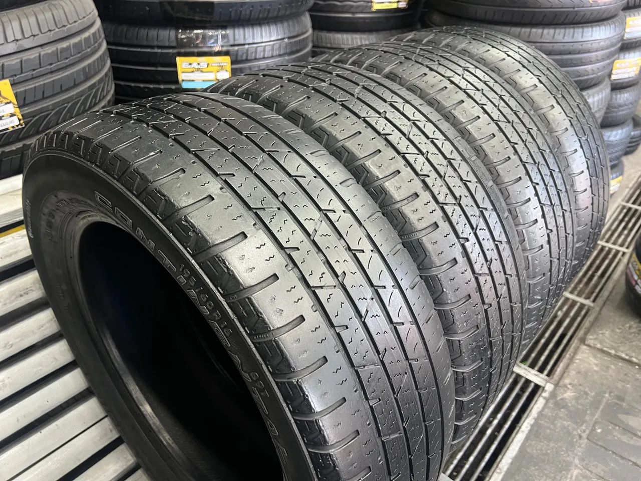 Jogo de Pneus 195/60/16 Continental CrossContact R$999 / Pneu 195/60R16 - Foto 5