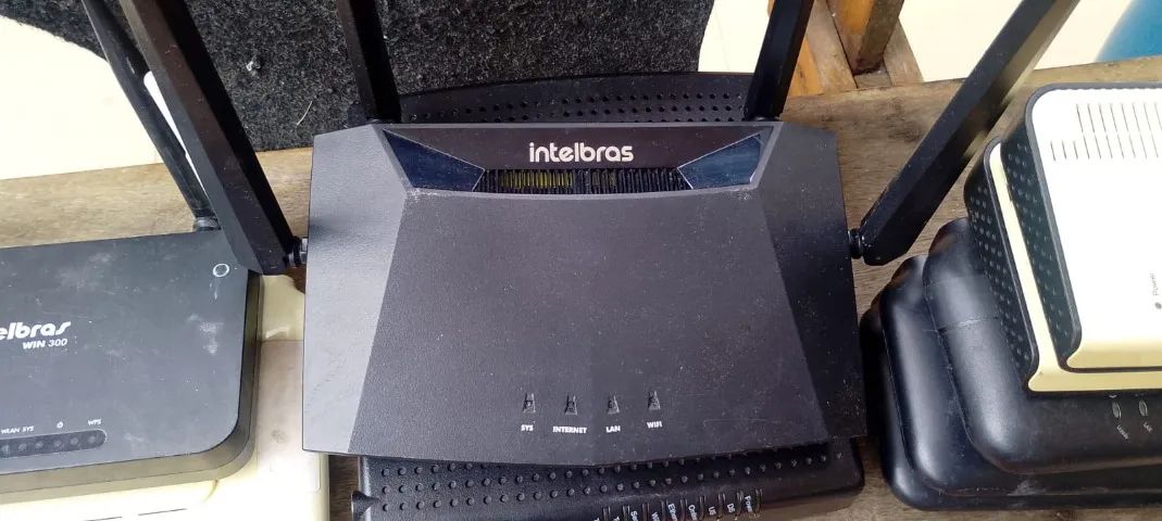 Roteadores Wi-Fi e Modens Wi-Fi USB usados  - Foto 6